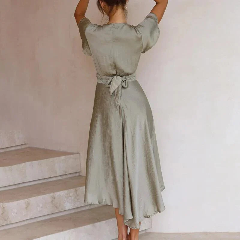 Fließendes Vintage Kleid für Damen– Eleganter & Zeitloser Look