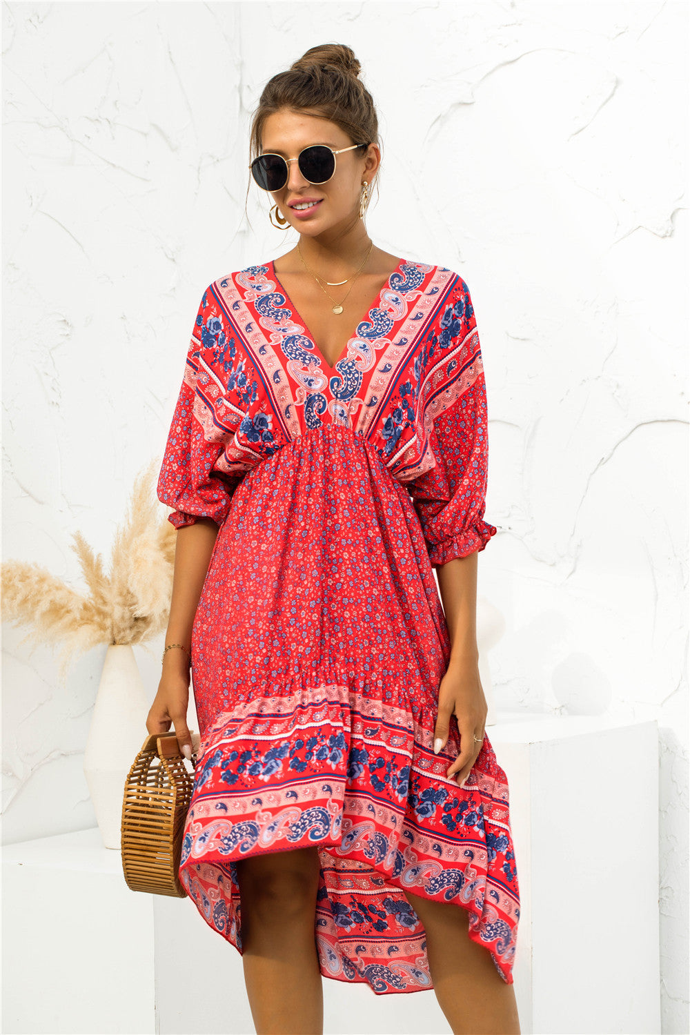 Luftiges Boho-Kleid mit V-Ausschnitt und asymmetrischem Saum für Damen