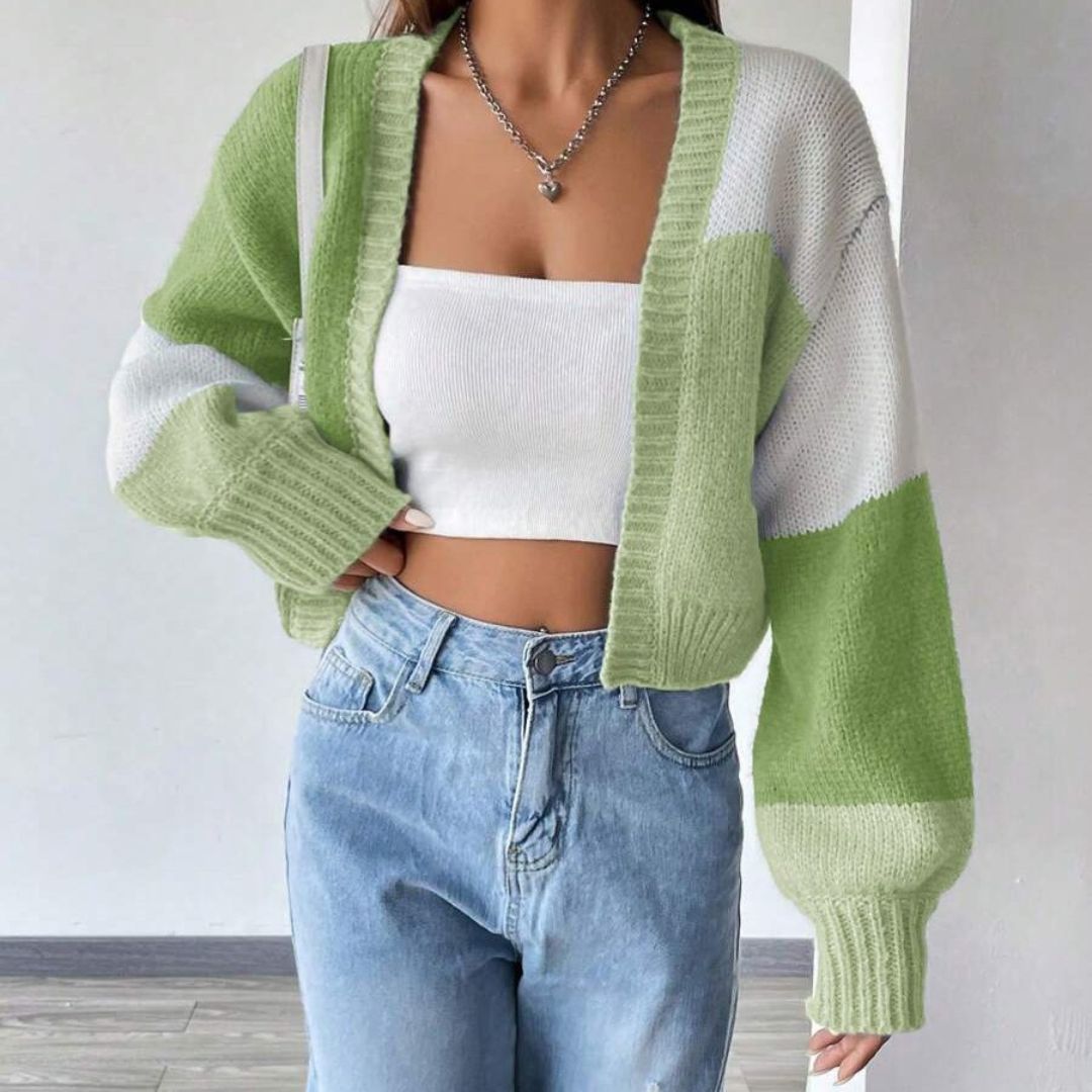 Kurzer Strickcardigan in Oversized Fit | Naomi