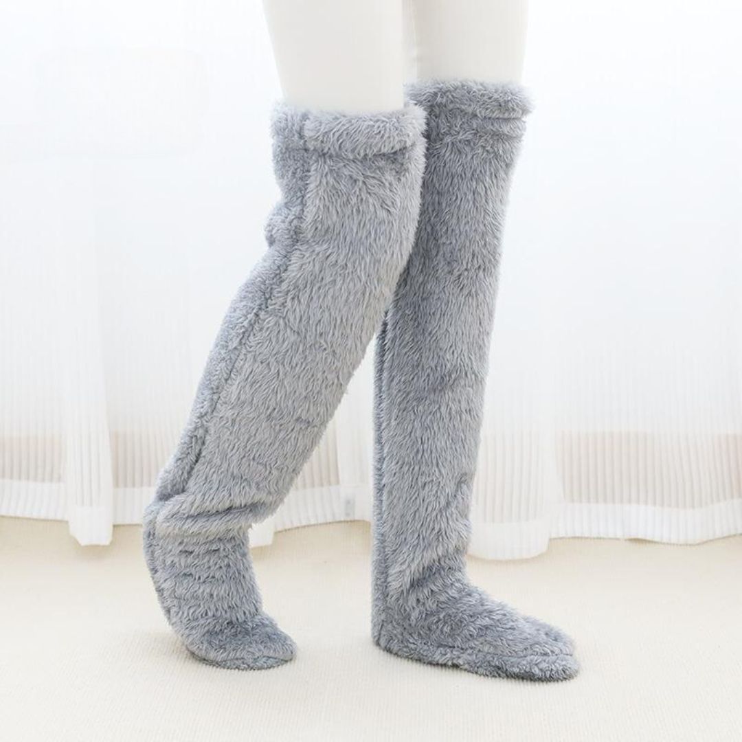 Flauschige Über-Knie-Socken für den Winter | Arya