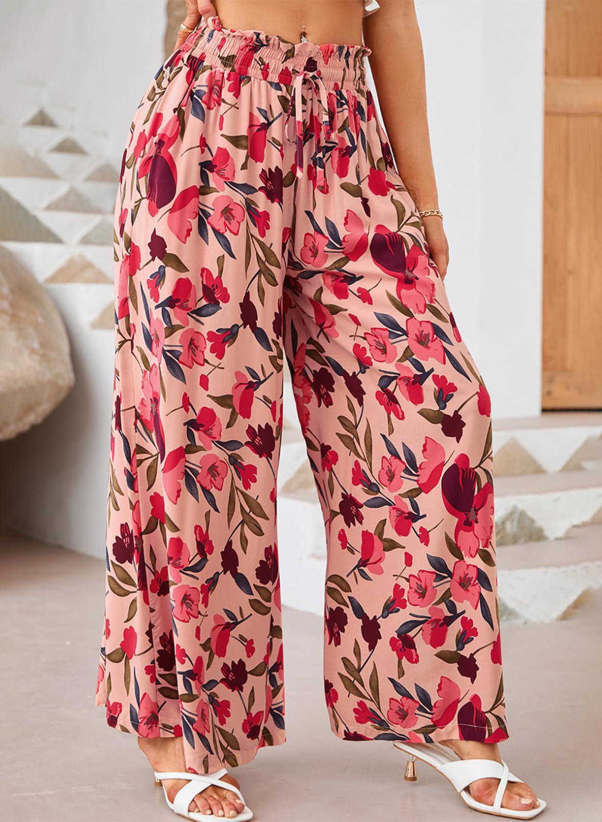 Leichte Weite Sommerhose mit Blumenmuster – Luftige Strandhose für Damen im Boho-Stil