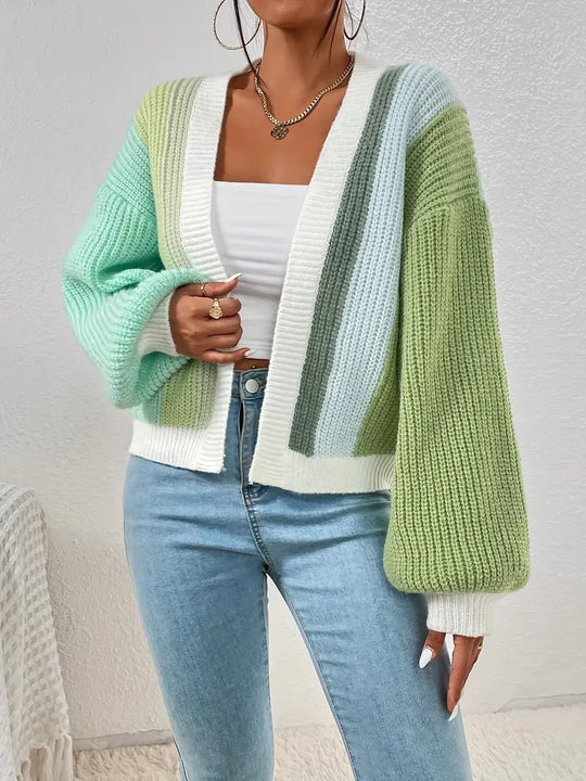 Bequemer kurzer Strick-Cardigan für Damen