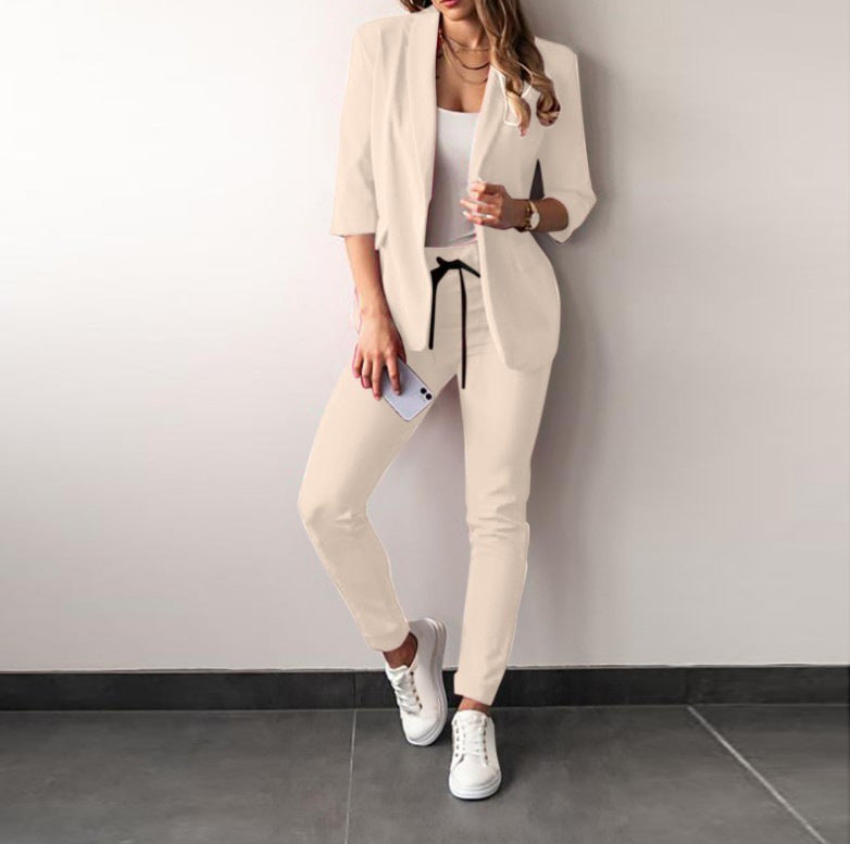 2-teiliges Büro-Outfit mit Blazer und Anzughose für Damen | Aure