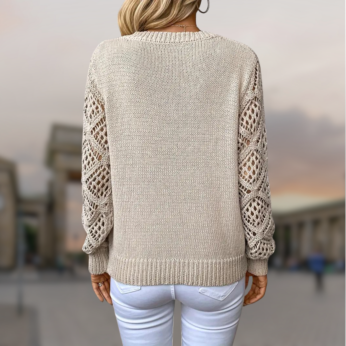 Eleganter Strickpullover mit Spitzenärmeln für Damen