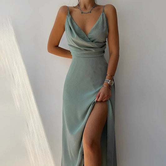 Elegantes Kleid mit Schlitz für Damen