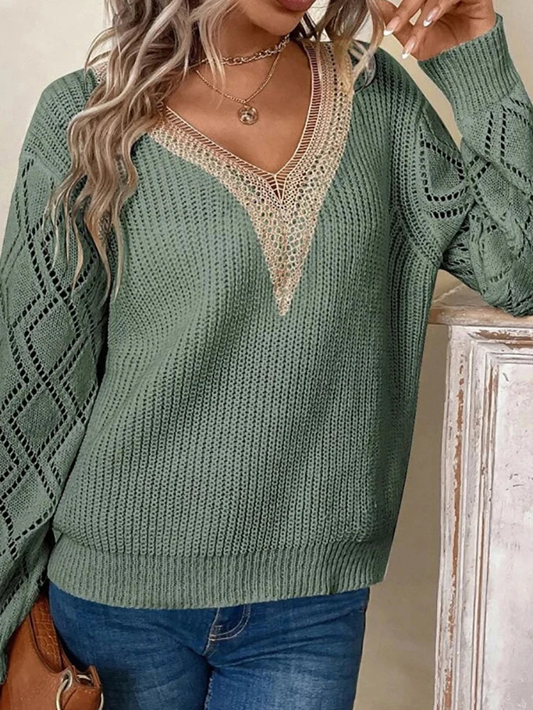 Stilvoller pullover mit V-Ausschnitt und Cut-Out-Details für Damen