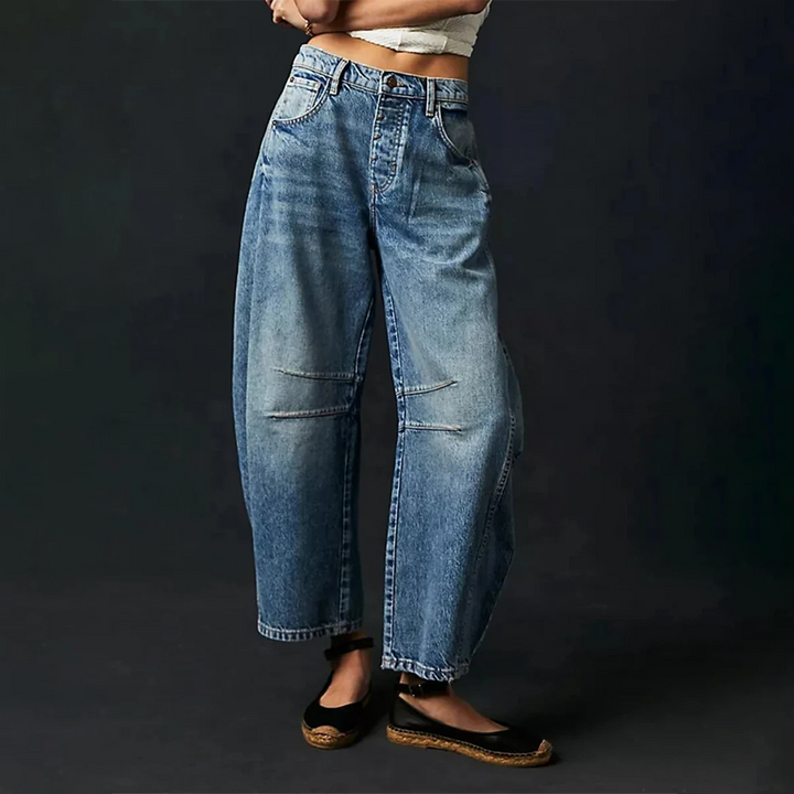 Bequeme lockere Jeans mit weitem Bein