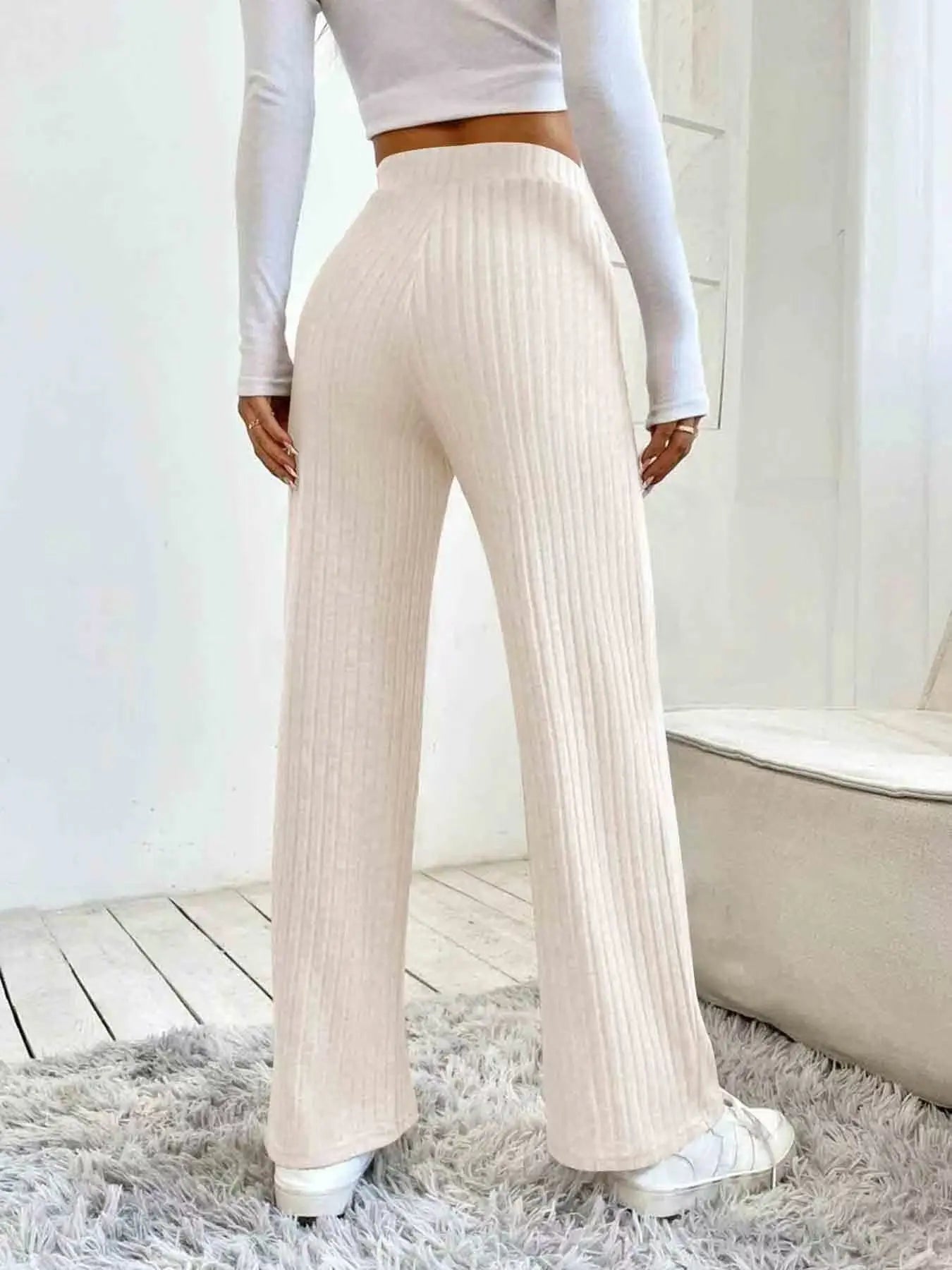 Gerade geschnittene Rippenstrickhose für Damen – Elegant & Bequem für Alltag