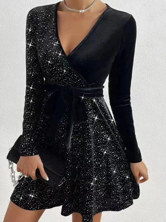 Langes Abendkleid mit Pailletten & Gürtel  für Damen - Elegant & funkelnd