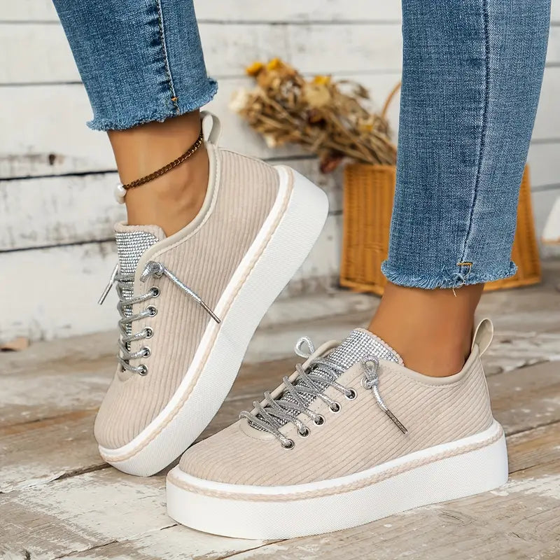 Rutschfeste Sneakers mit Strasssteinen für Damen