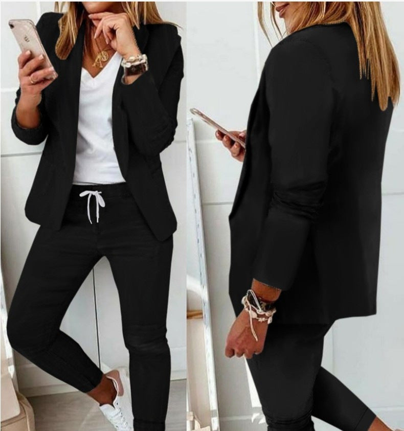 2-teiliges Büro-Outfit mit Blazer und Anzughose für Damen | Aure