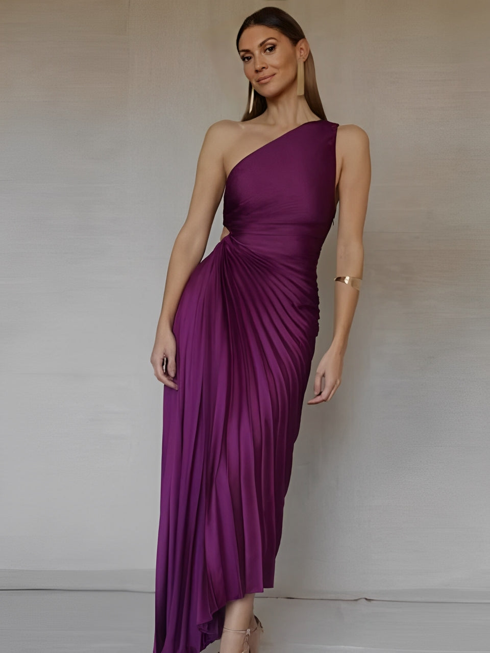 Elegantes Maxikleid mit Faltenkragen  für Damen – Luftiges & stilvolles Sommerkleid