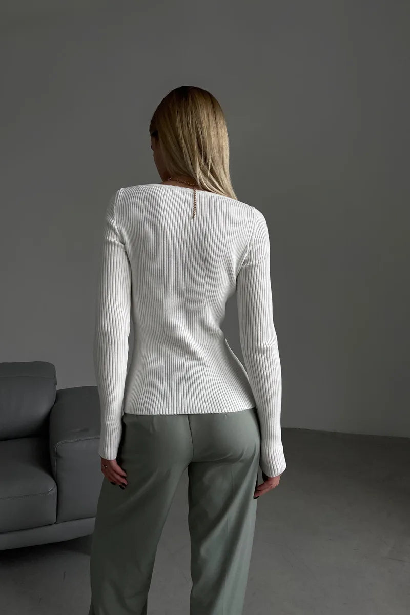 Figurbetonter Damen-Pullover mit Shaped Cut – Weich & Stilvoll